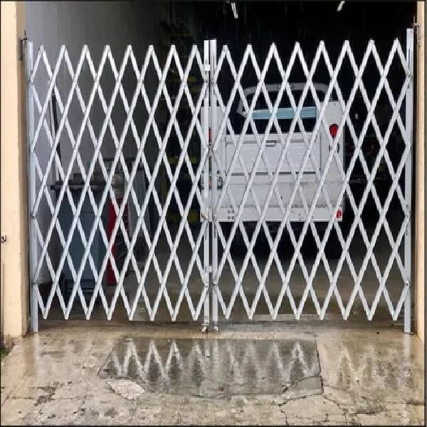 Collapsible Gate