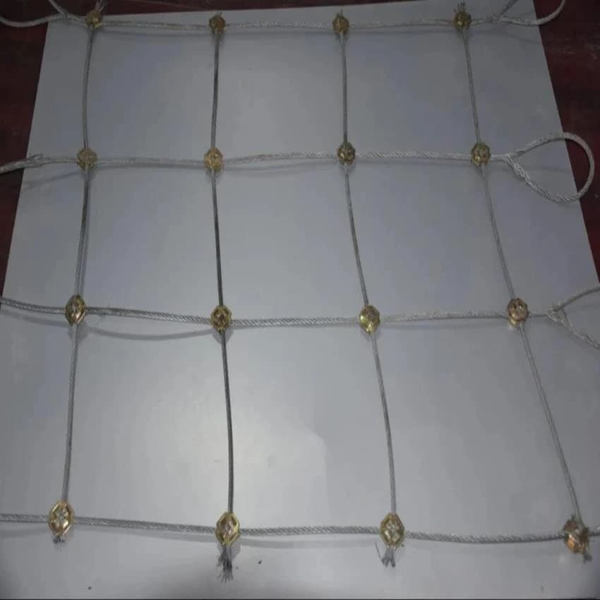 Rhomboid Cable Net