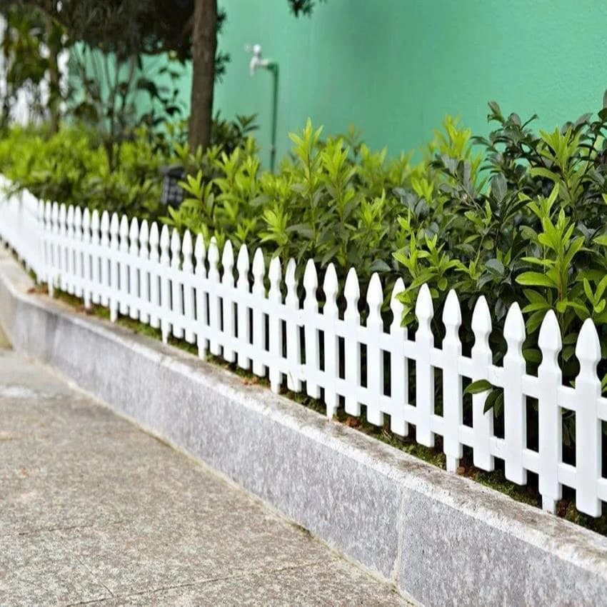 Pine Wood Glossy Picket Fence, 50 mm, 3 Feet