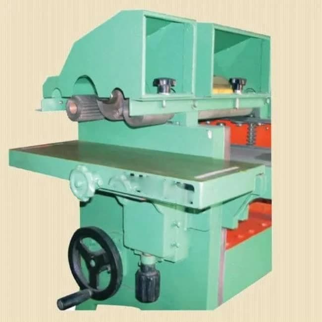 Moulding Machine