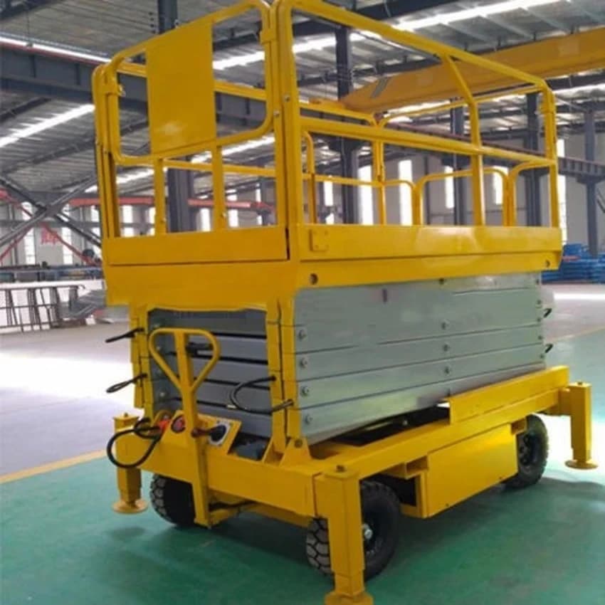 Nakshatra Tech Moving Hydraulic Scissor Lift, Load Capacity: 1-2 Ton