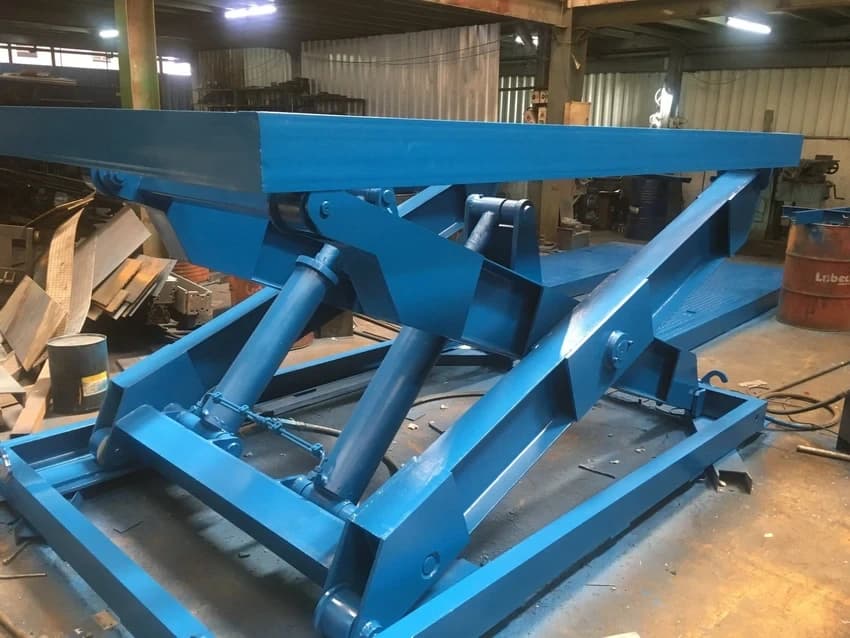 Industrial Hydraulic Scissor Lift, Working Height: 10 feet, Capacity: 500 kg