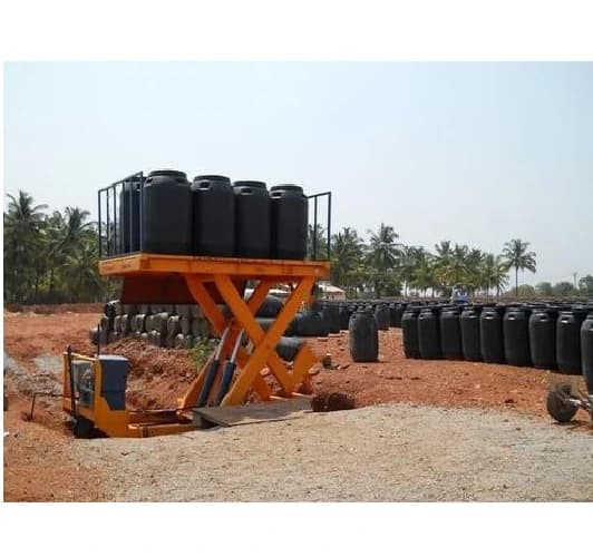 Hydro Stationary Heavy Duty Scissor Lift, Capacity: 100 kg - 25 ton