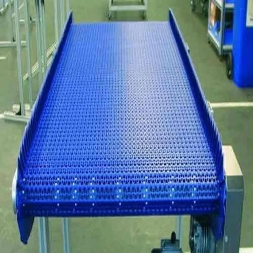 Semi-Automatic Plastic Modular Conveyor Belt, Operating Speed: 1-2 m/s, Capacity: 100-150 kg per feet