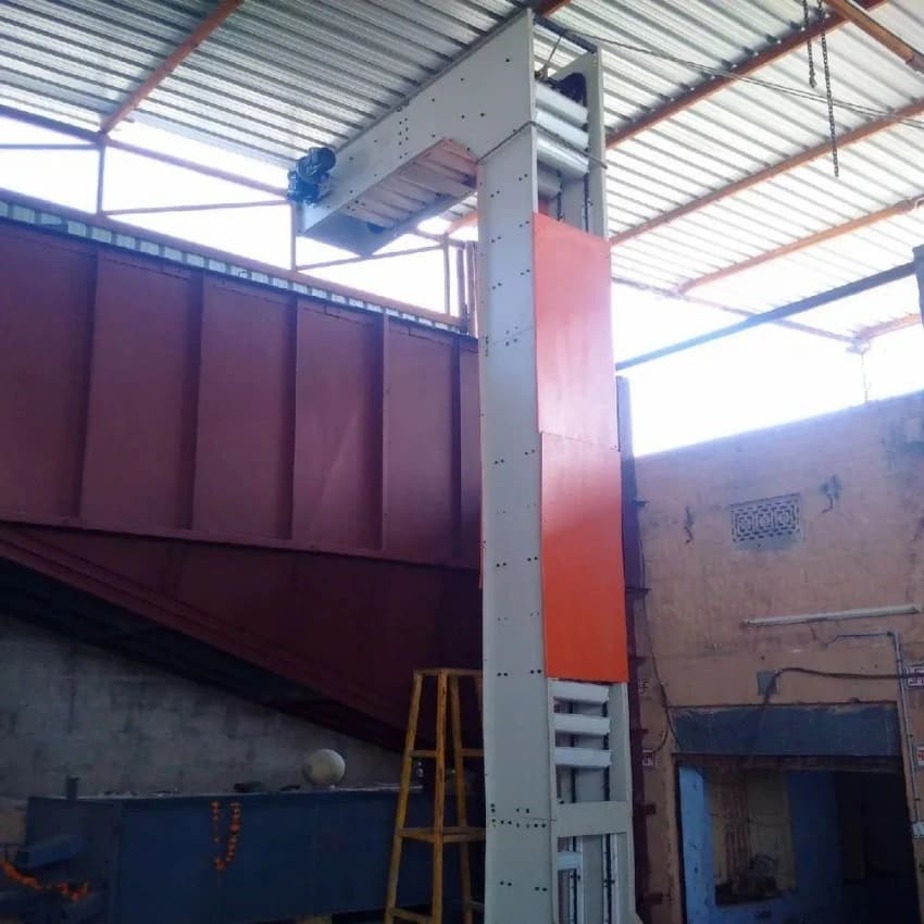 Z Type Conveyor Lift