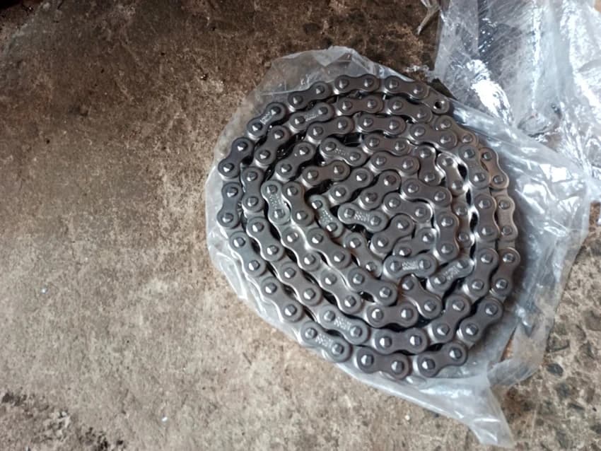 Mild Steel Simple Taper Roller Standard Attachment Chain