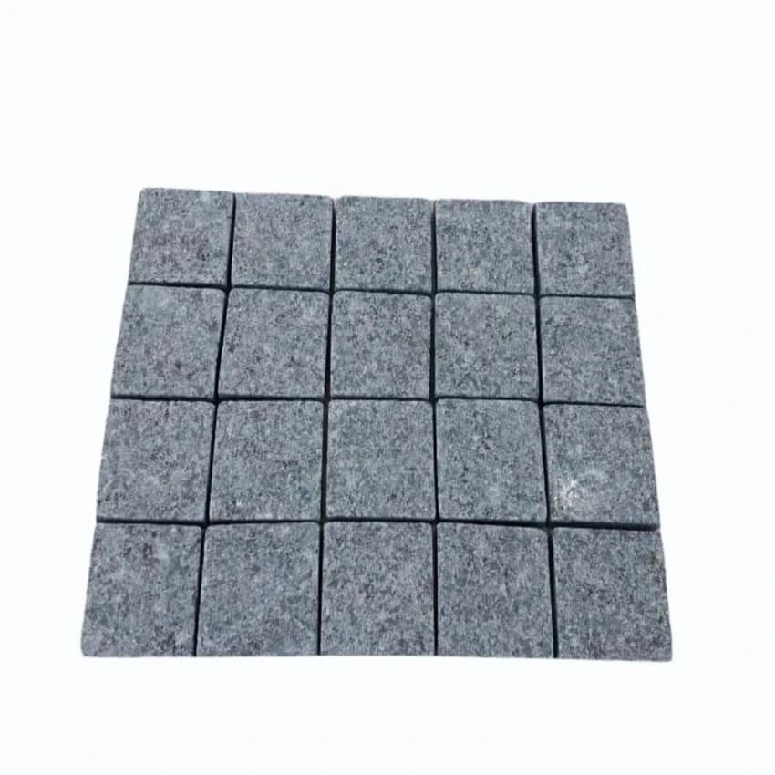 50 mm Black Granite Cobblestone