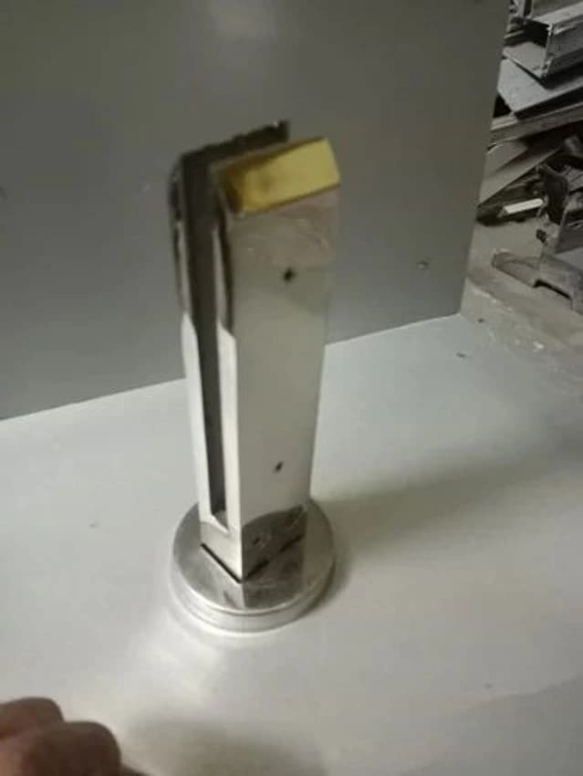 SS GLAS HOLDING CLAMP 8 INCH, Heavy Duty