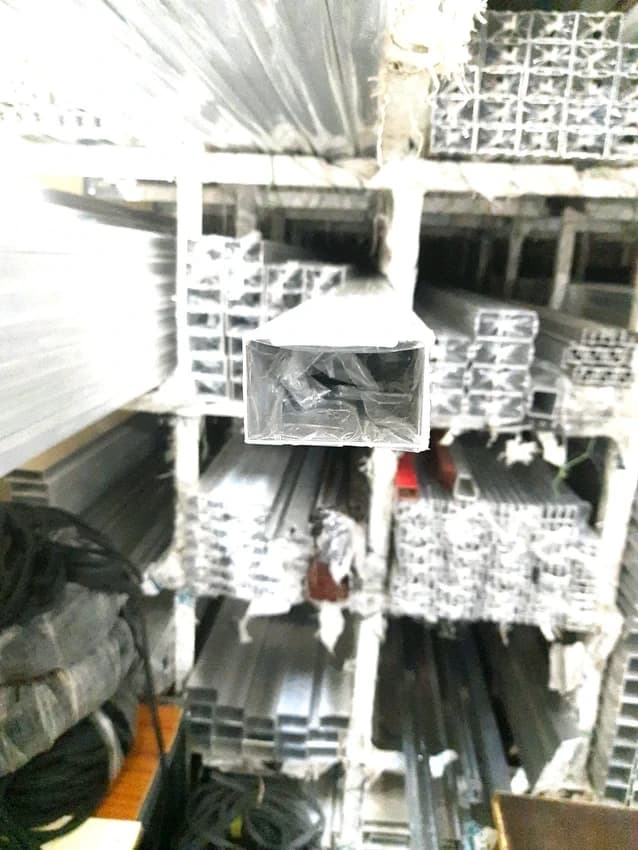 Aluminium Rectangular Rectangle Tube, Thickness: 1.2mm