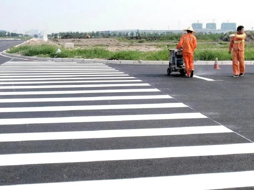 Center Line Thermoplastic Road Marking Services