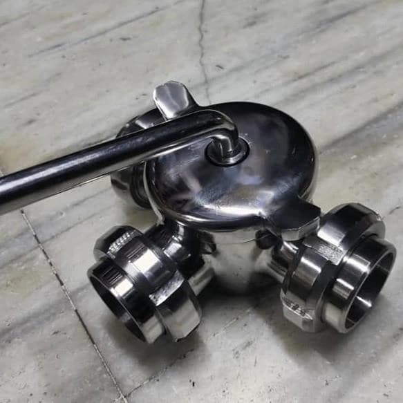 Tree Way Valve