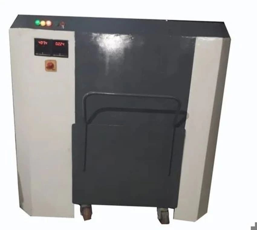 Cross Cut Organic Waste Shredder Machine, Capacity: 500 kg/hr