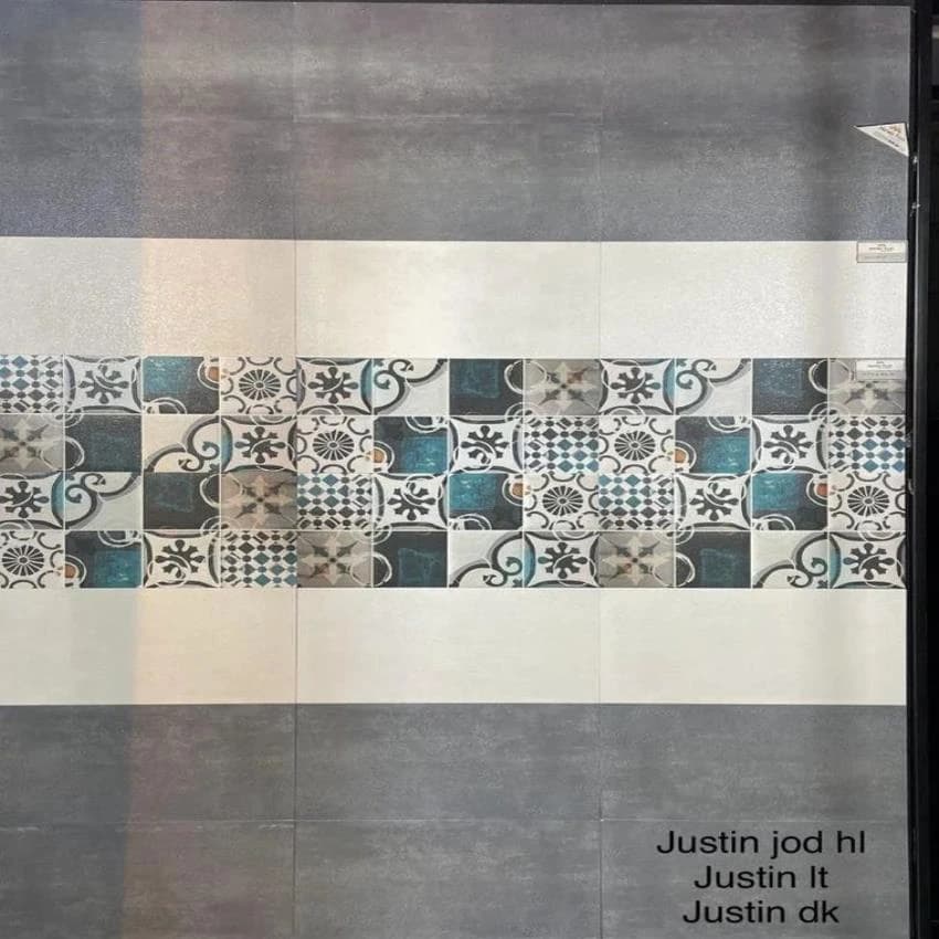 Glossy Ceramic Moroccan Tiles, Size: 2x2 Feet(600x600 mm)