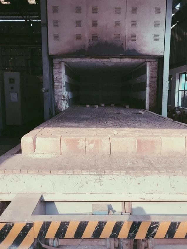 Gas Fix Bogie Hearth Furnace, Material Loading Capacity (T): 5 Tons To 100 Tons