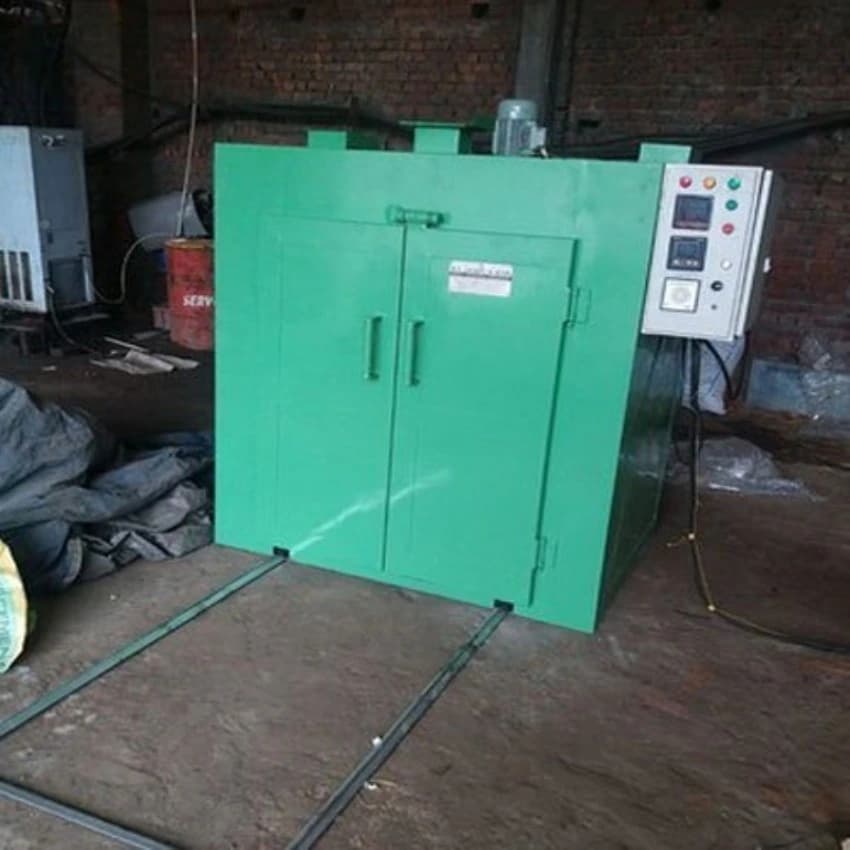 Lacquer Curing Oven, Air-Flow Direction: Vertical Down Airflow, Capacity: 2000-3000 Kg