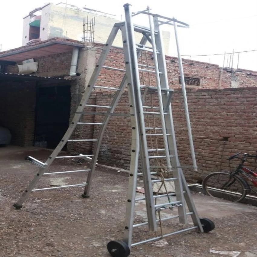 SKL Aluminium Self Supporting Extension Ladder