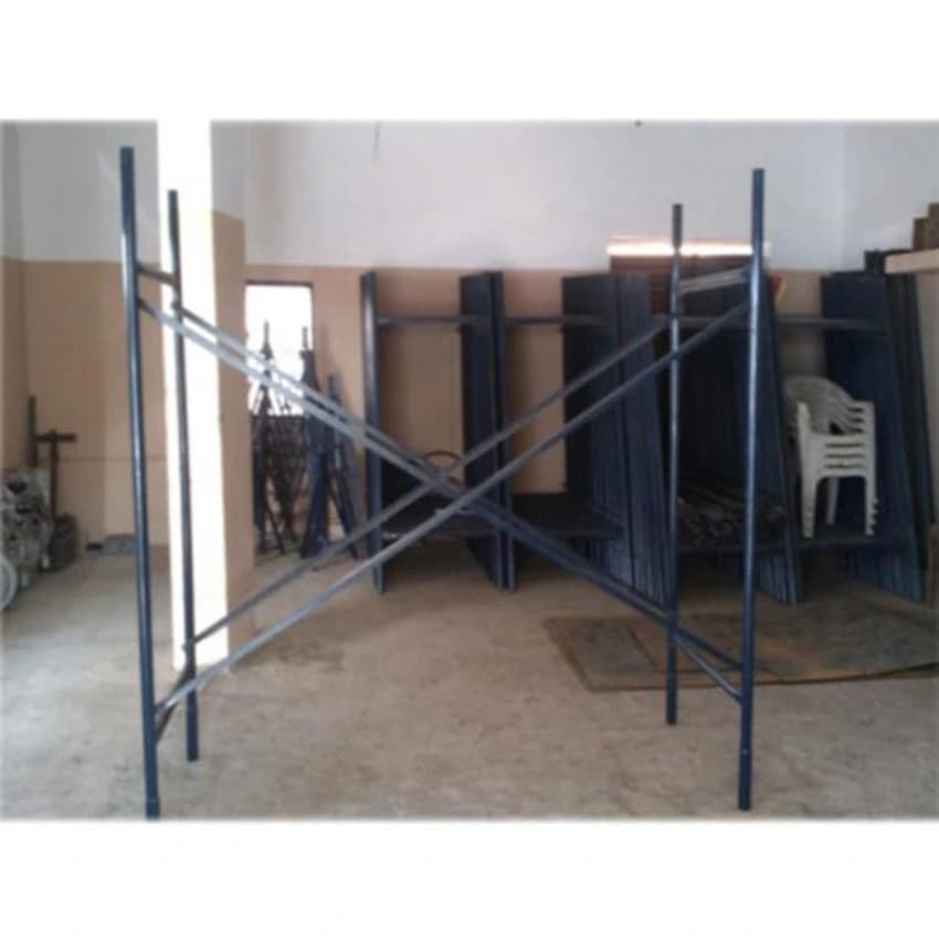 Blue Mild Steel Frame Scaffolding