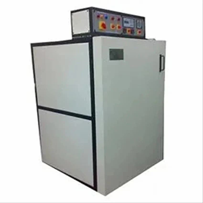 Electric 200-300 deg. Celsius Industrial Batch Ovens, Capacity: >3000 kg