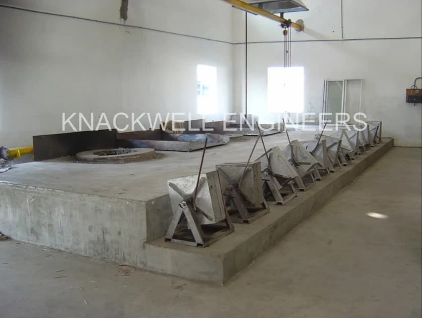 Electric Fix Oil Furnace Manufacturers, Material Loading Capacity: 200 kg