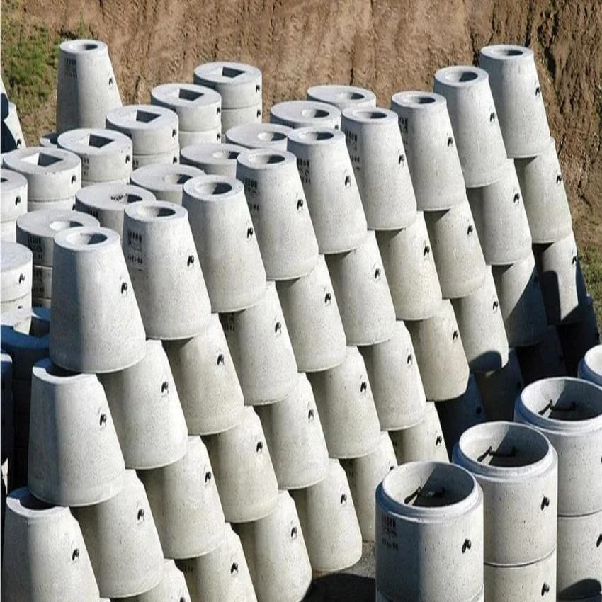 Gray AVS TECH Precast Concrete Man Hole Chamber & Covers