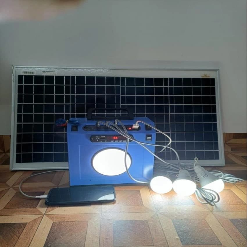 LED 12.8V/12Ah Home Light System With FM