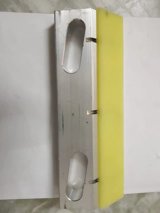 Atlas copco boomer holder