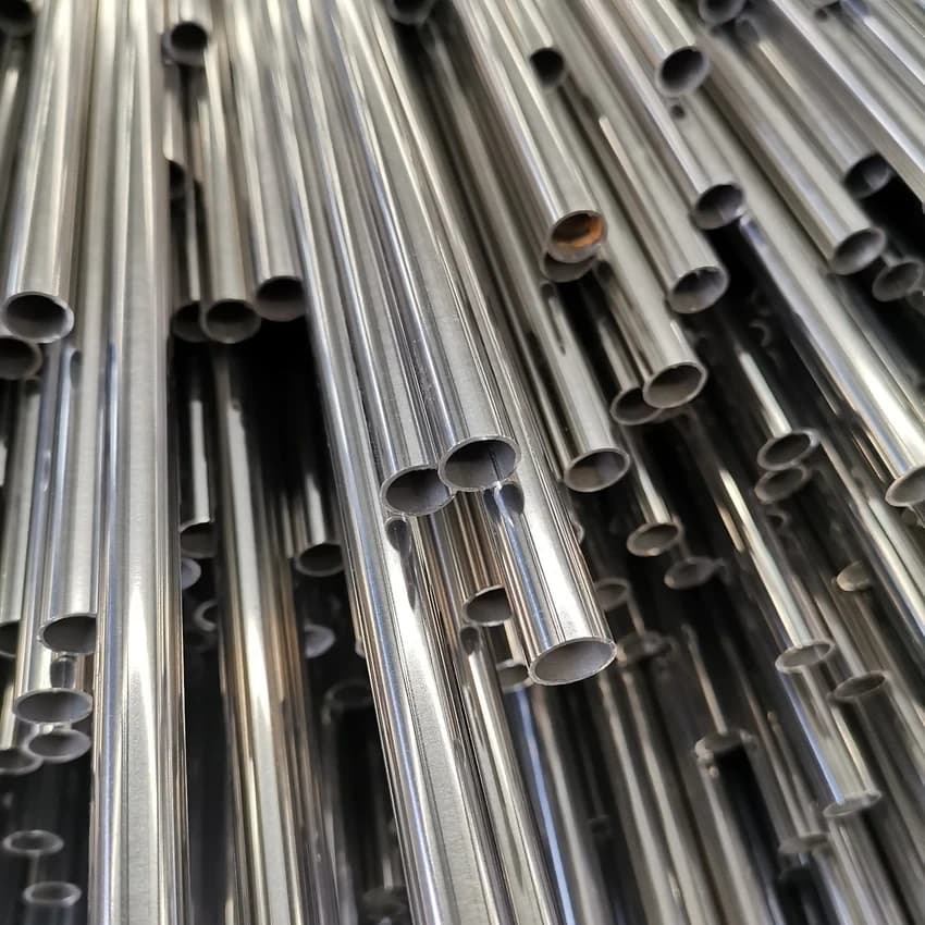 Round Seamless Stainless Steel Tube, For Construction, 6 meter