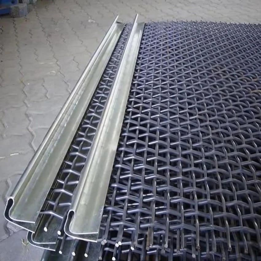 Spring Steel Vibrating Wire Mesh Screen, For Industrial, Size: 10mm