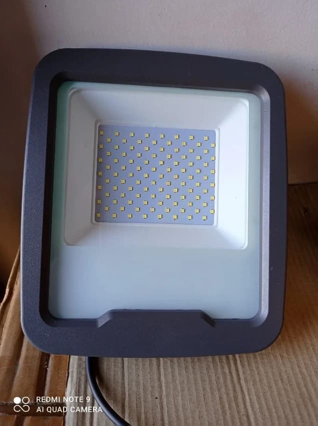 LED Roadway Light with Street Optic (4000K)