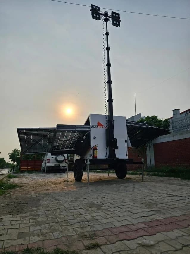 7m LED Solar Mobile Lighting Tower