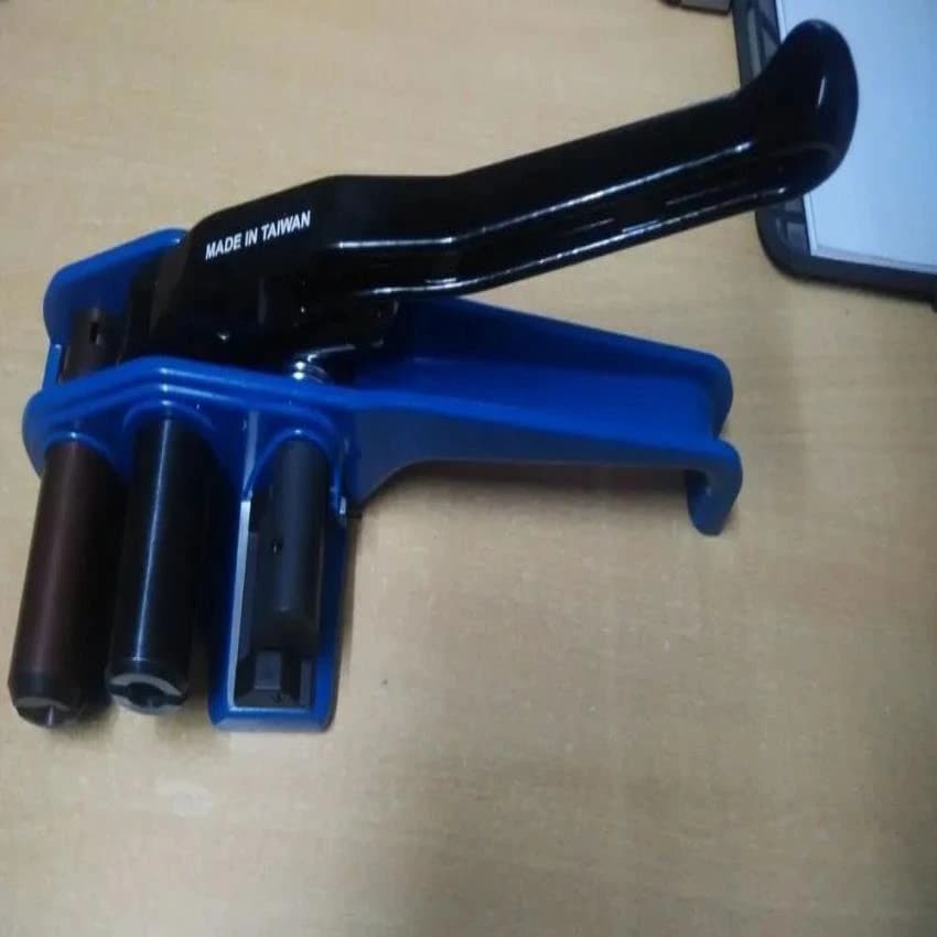 Iron Cord Strap Tool