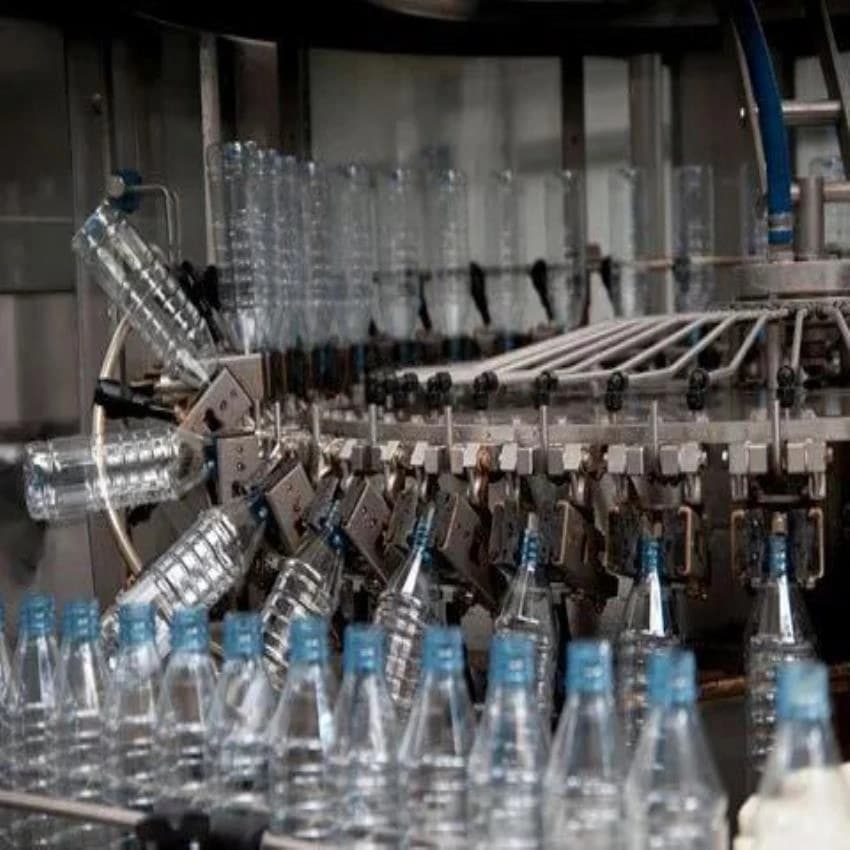 Automatic Miniral Water Bottling Plant, Capacity: 2000 L/hour