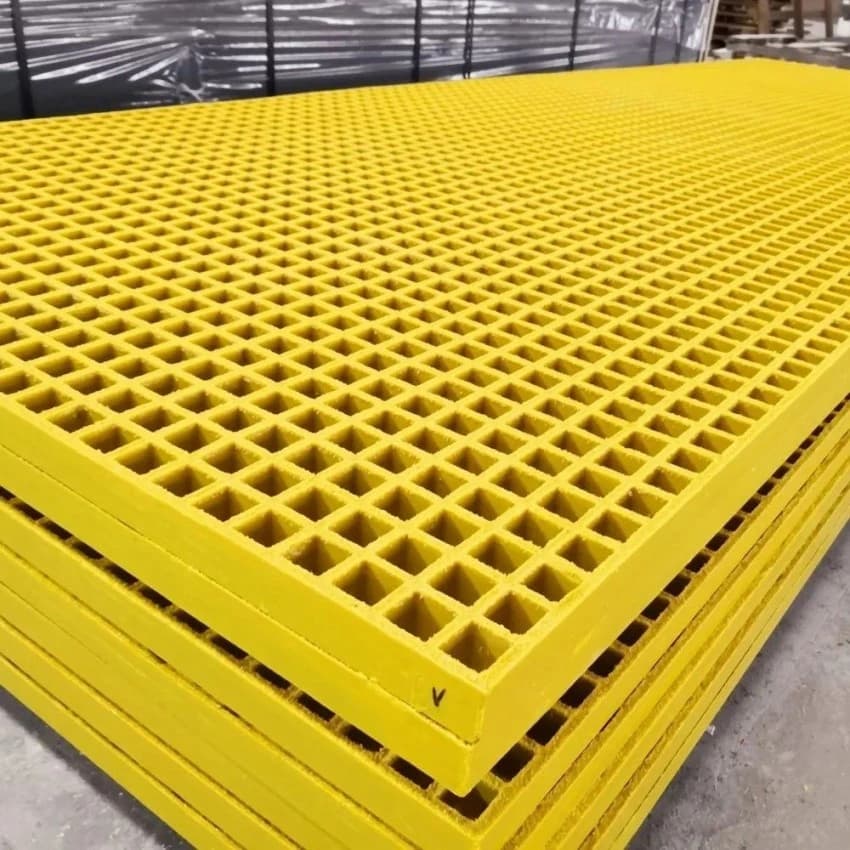 Yellow Molded Frp Gratings, Rectangular, 25 MM