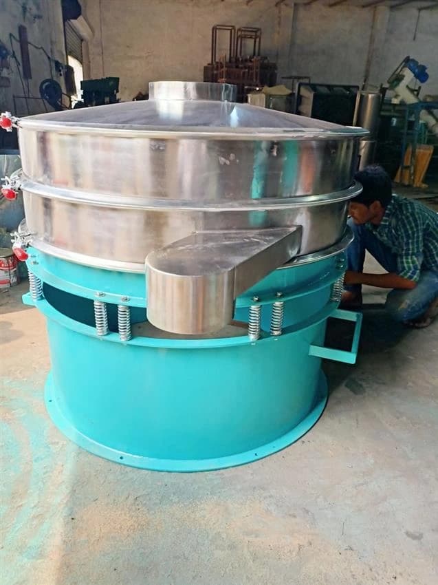 Stainless Steel Eccentric Vibrating Shaker Vibratory Screen Separator For Industrial