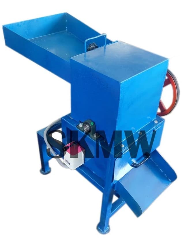 Semi Automatic kopparai Cutter machine, 1 HP, Capacity: 1 ton/day