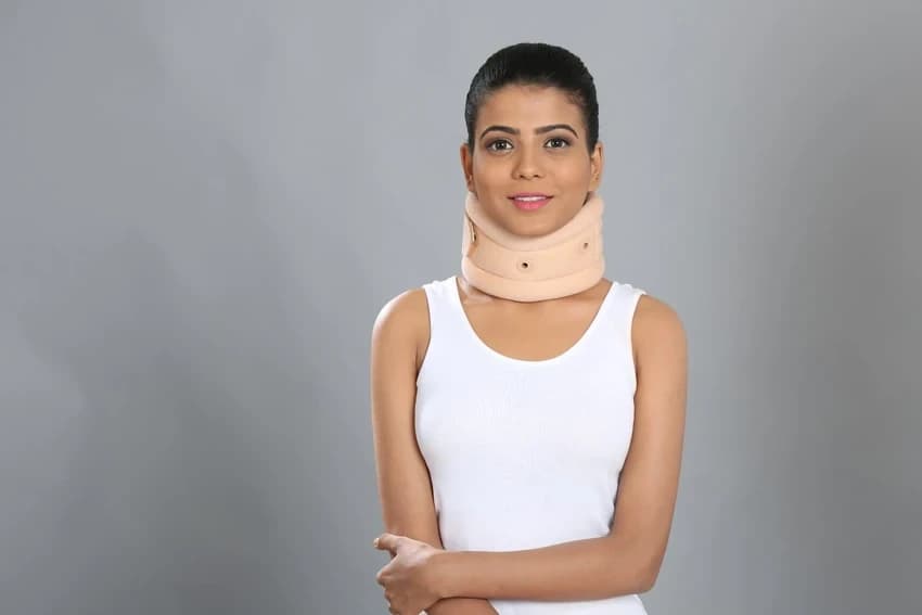 Cervical Collar Soft With Support, Size: Medium