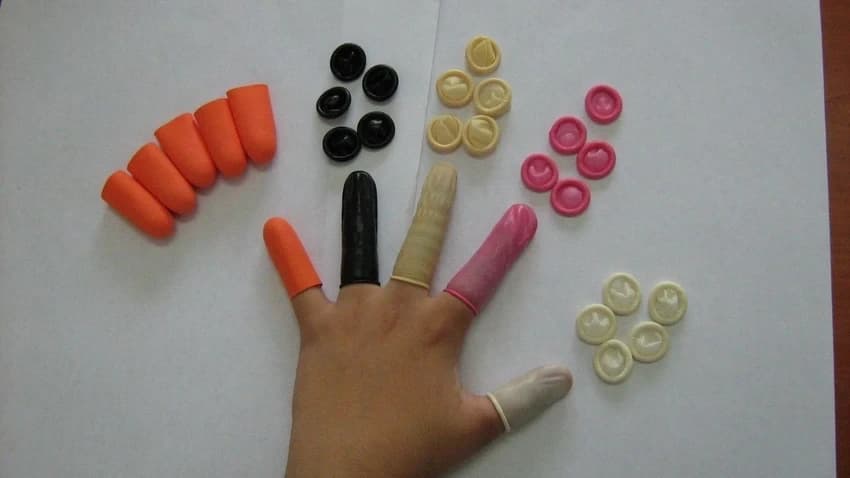 Black Rubber BSI Anti Static Finger Cot