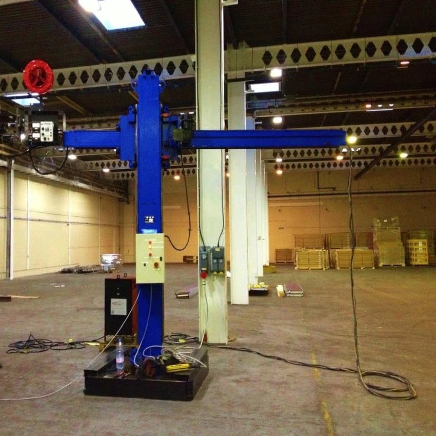Semi Automatic Column Boom Manipulator