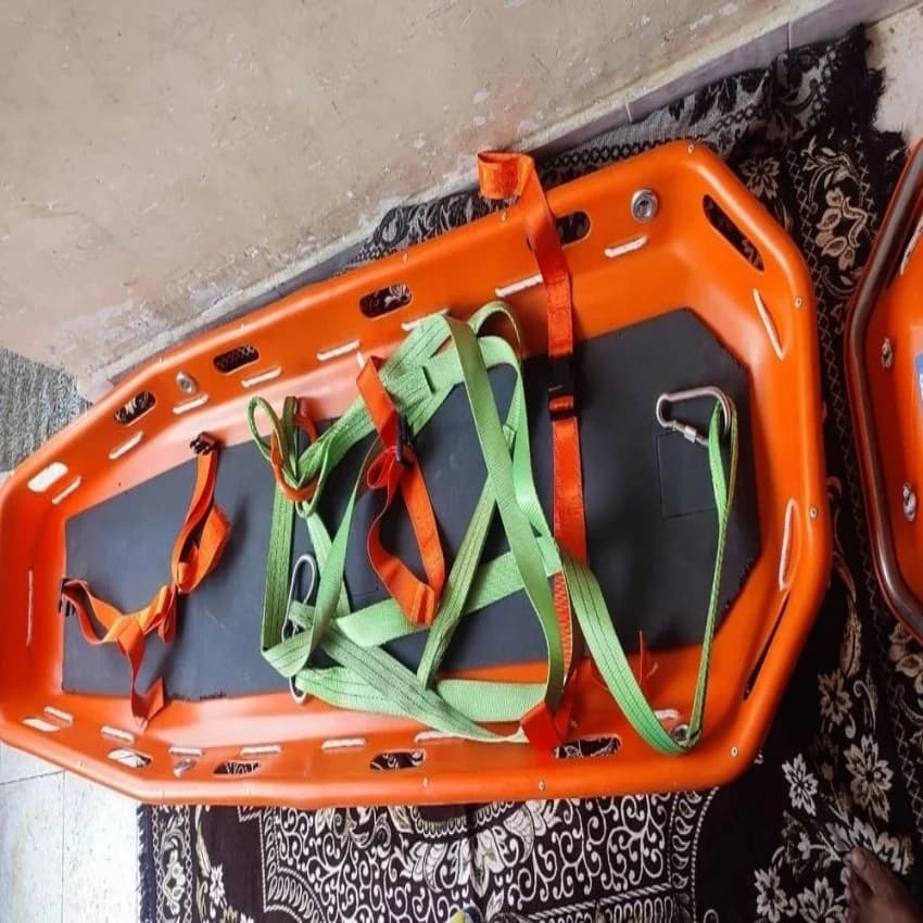 Non Folding Basket Stretcher