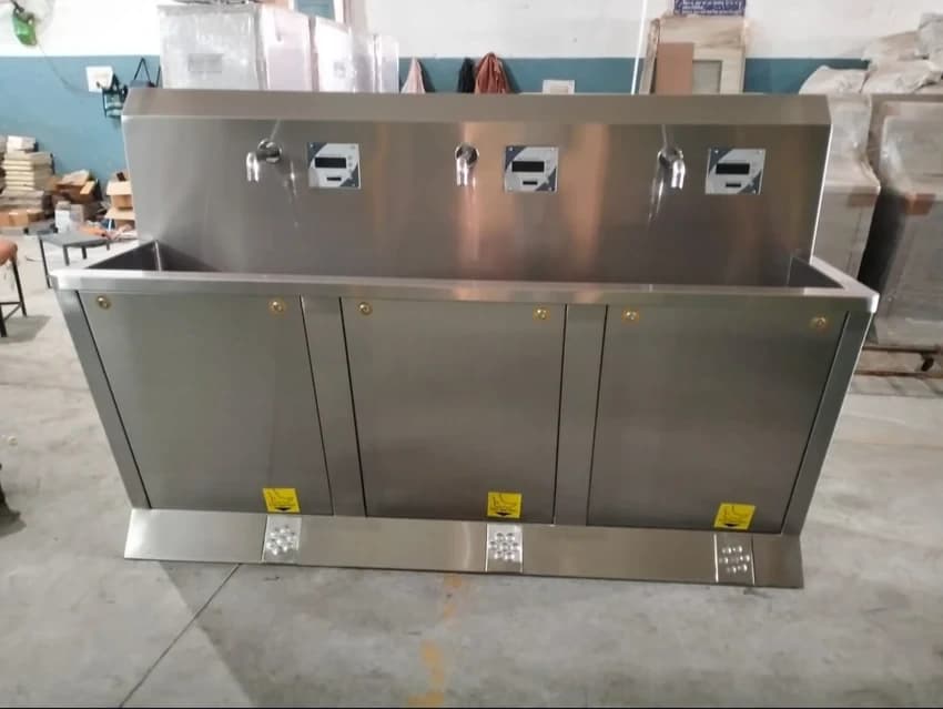 3.5ft Commercial Stainless Steel Surgical Scrub Sink Station