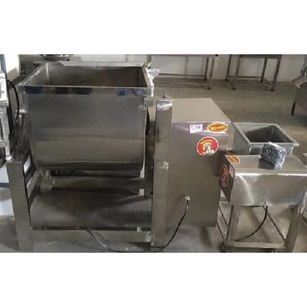 100 Kg. Horizontal Flour Mixing Machine