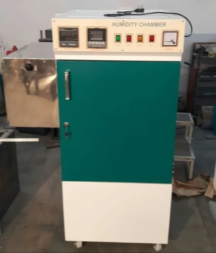 Uvtech Humidity Test Chamber, Capacity: 30 Litre