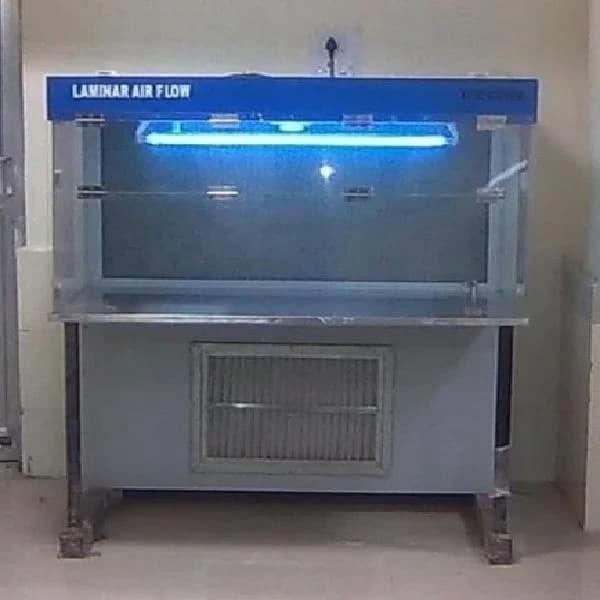 Vertical Laminar Air Flow