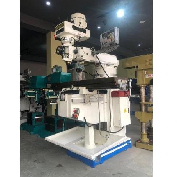 Vertical Turret Milling Machine