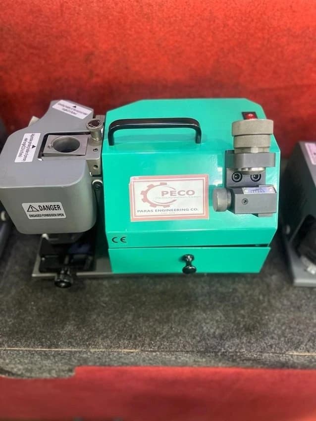 Manual Carbide End Mill Cutter Grinder Machine, Control Unit: Mnaual