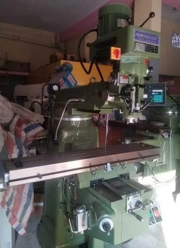 Micro Cut Cast Iron Mtr Vertical Milling Machine With Dro, Model Name/Number: 2000S