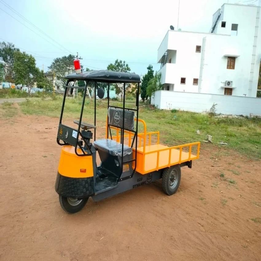 Eco Dynaamic Battery Operated Platform Truck, Loading Capacity: 1500 Kg Loading