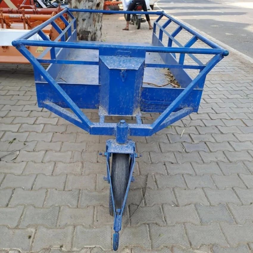 Cast Iron 100 CC Bike Mounted Trolley, 150 kg