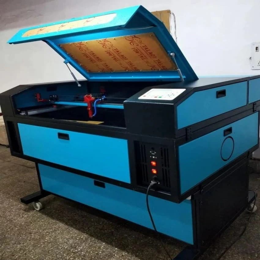 Acrylic Laser Cutting Machine