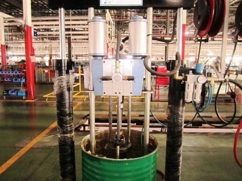 V.R.COATINGS Grease Dispensing System / Equipment